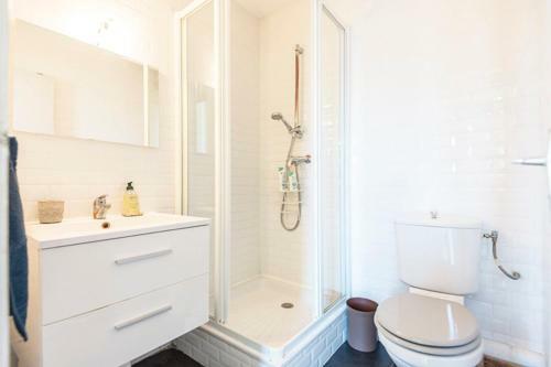 Charming And Bright Apartment In The Old Port