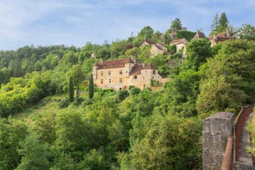 Mauzens-et-miremont Chateau Sleeps 8 Pool Wifi