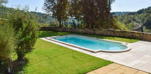 Mauzens-et-miremont Chateau Sleeps 8 Pool Wifi