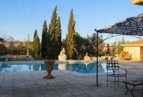 Maureilhan Villa Sleeps 8 With Pool Air Con And Wifi