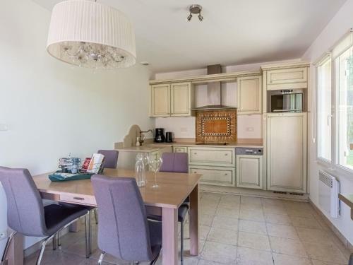 Ravishing Villa In Masseube With Swimming Pool