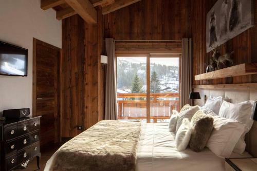 Chalet Wood