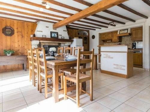 G�te Mesquer, 5 Pi�ces, 7 Personnes - Fr-1-306-1064
