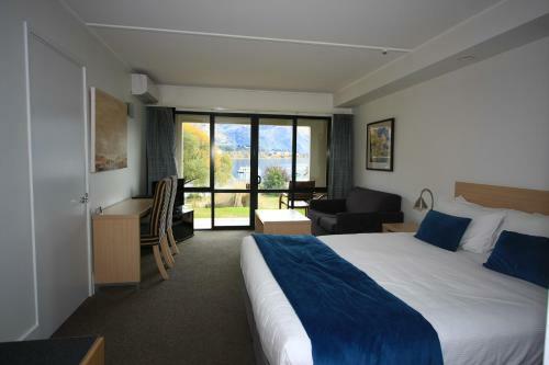 The Moorings Motel And Apartments