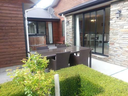 Bed & Breakfast Wanaka Alpine Lodge