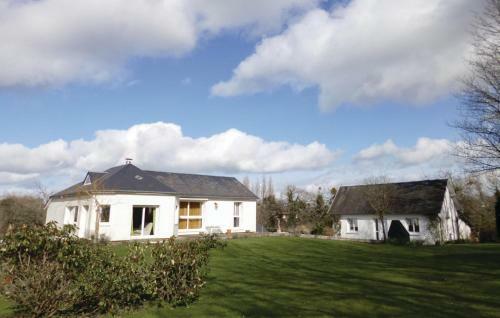 Holiday Home La Chapelle En Juger I