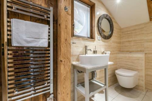 Ferme de Margot Morzine - By Emerald Stay