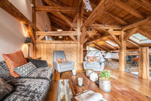 Ferme de Margot Morzine - By Emerald Stay