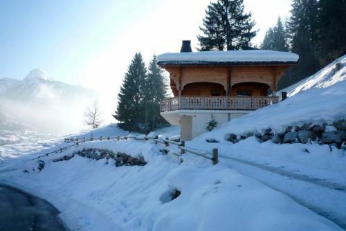 Chalet Doux Abri Morzine - By Emerald Stay