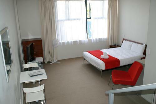 Aparthotel Atlas Suites And Apartments