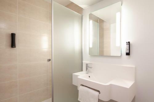 Hotel B&B H�tel Nice A�roport Arenas