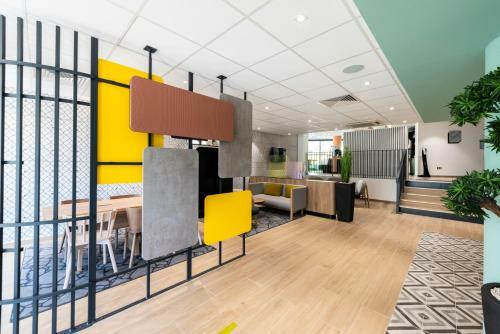 Hotel B&B H�tel Nice A�roport Arenas