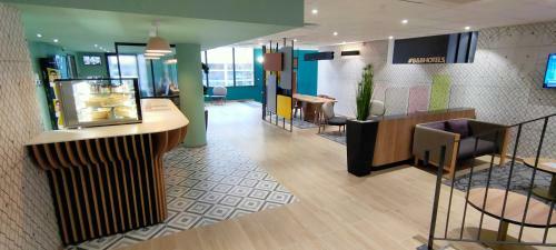 Hotel B&B H�tel Nice A�roport Arenas