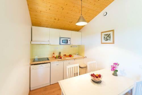 Apartment Les Cottages Du Lac - Pns210