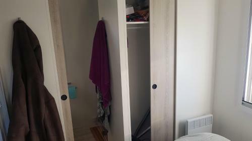 Property With 3 Bedrooms In Pont Aven