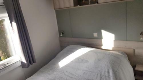 Property With 3 Bedrooms In Pont Aven