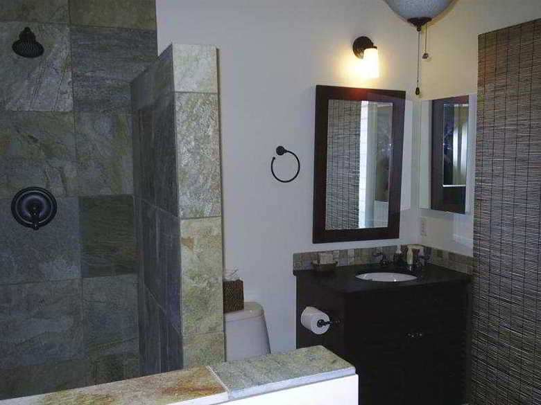 Hotel Outrigger Aina Nalu