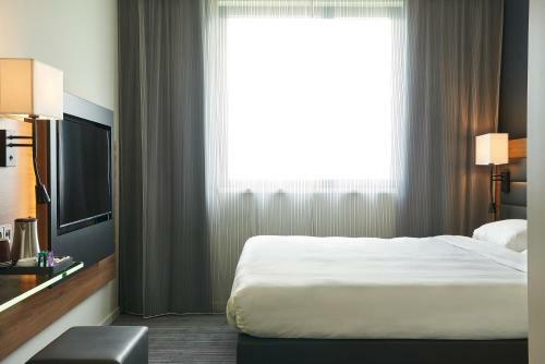Hotel Moxy Paris Charles de Gaulle Airport