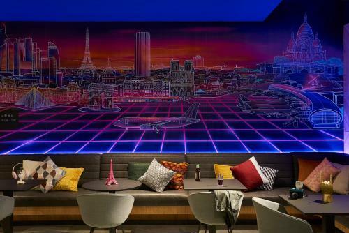 Hotel Moxy Paris Charles de Gaulle Airport