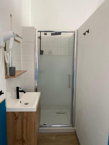 Apartamento Capsule Roubaix Lille Private Shower & Netflix