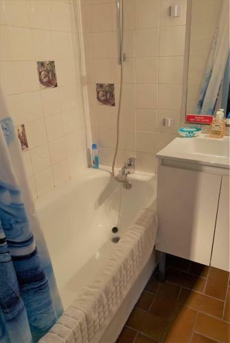 Apartamento Nice Appt In A Residence With Swimming Pools