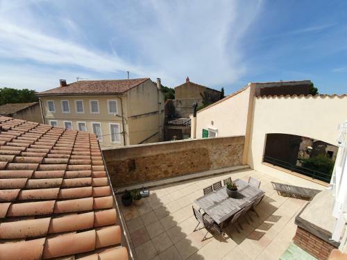 Spacious Villa In Languedoc-roussillon With Private Swimming Pool