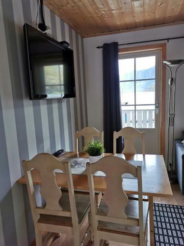 Hotel Fl�m Marina & Apartments