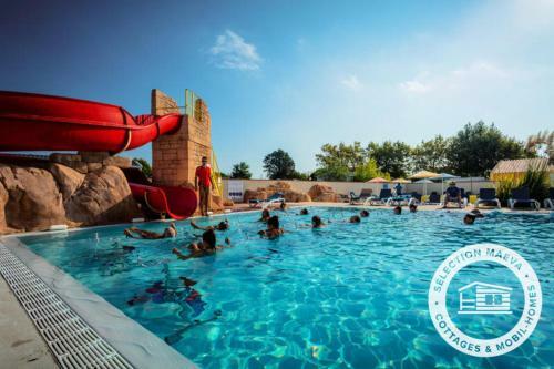 Camping Le Roussillon **** - Maeva