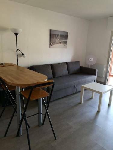 Apartamento Comfortable Studio With Balcony Close To The Beach