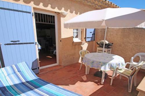 Nice Apartment With Terrace By The Sea