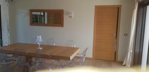 House With Swimming Pool 2km From The Beach