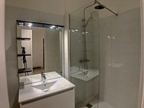 Apartamento R�f : Ls 47 Appartement 4pers Route D'arles
