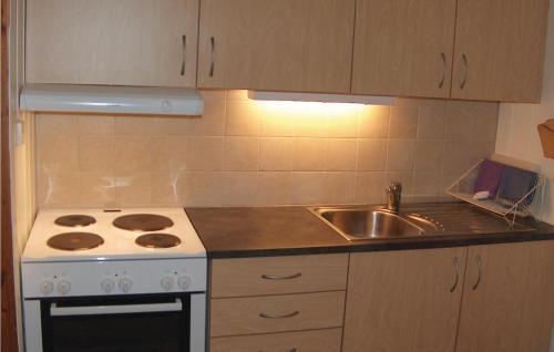 Holiday Home �lfoten �lfoten