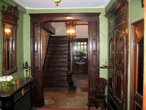 Saint-martin-de-riberac Chateau Sleeps 16 Pool Wifi