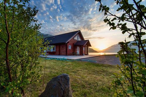 Lodge Manndalen Sj�buer