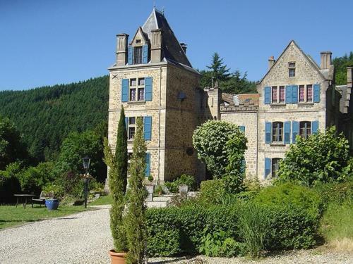 Luxury Holiday Home In Saint-prix With Sauna