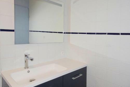 Holiday Home Perros-guirec - Bre02629-f