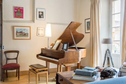 Saint-lary-soulan Chateau Sleeps 21 Pool Wifi