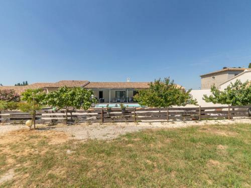 Serene Villa In Saint-victor-la-coste With Private Pool