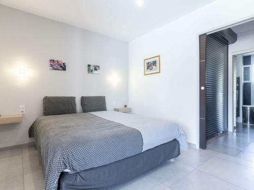 Serene Villa In Saint-victor-la-coste With Private Pool