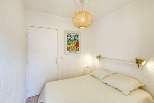 Apartment With Swimming Pool And Terrace 4mn Beach