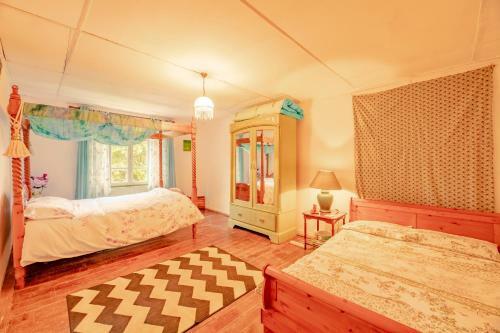 3-bed Rustic French Cottage We Welcome Families