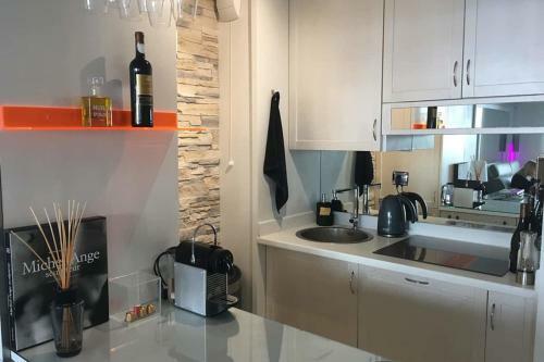 Th�oule - Apartment 20 Meters From The Beaches