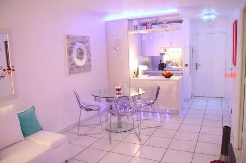 Th�oule - Apartment 20 Meters From The Beaches
