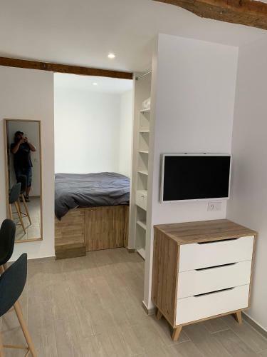 Apartamento Nice Studio In Toulon