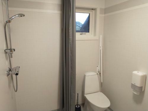 Hotel Holmavatn Ungdoms Og Misjonssenter