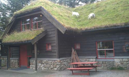Hotel Holmavatn Ungdoms Og Misjonssenter