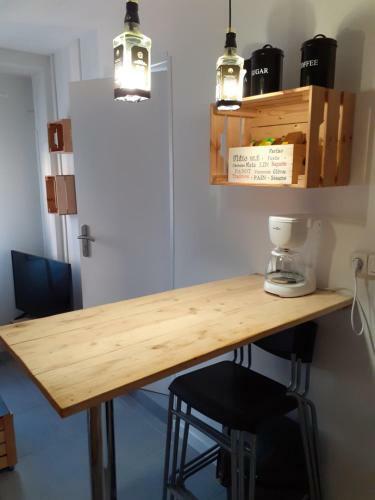 Apartamento To� Location Studio L�o Wifi Fibre Proche Centre