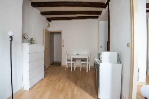 Apartamento Joli Studio � 600 M�tres de La Gare
