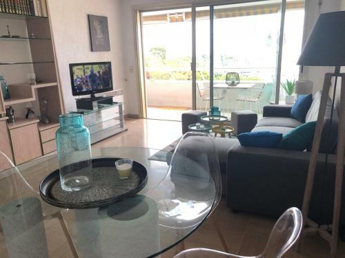 Apartamento Sea View Lovely 1 Bedroom